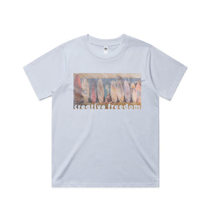 Woman's Quiver photo tee
